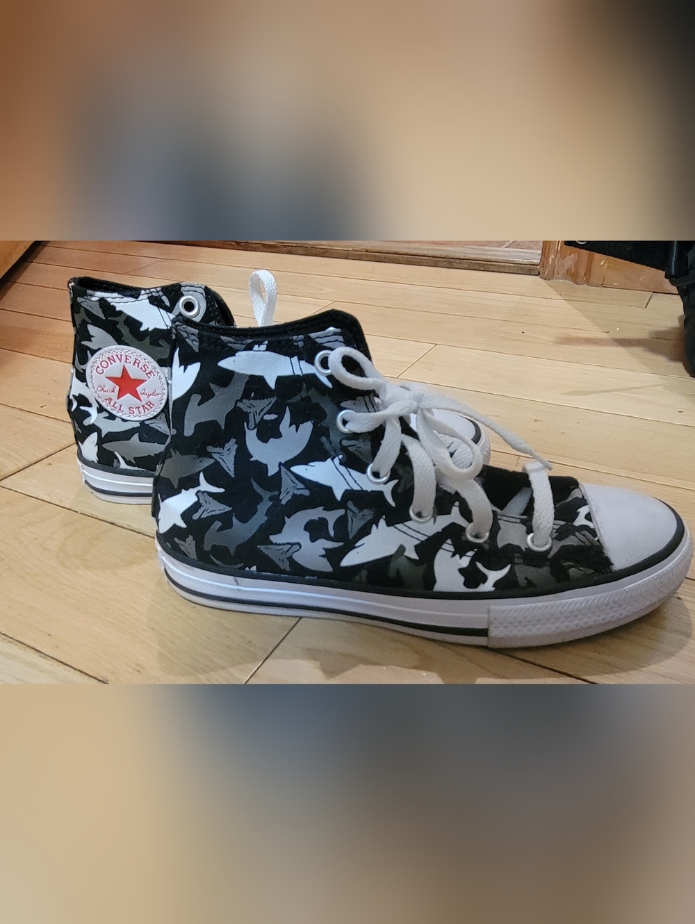 Converse Kids' Chuck Taylor All Star High Top Sneakers - Black/White Shark Print